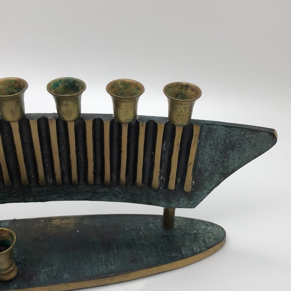 Dayagi VTG  Beautiful Solid Brass Beautiful Menorah Chanukkah. Made in Israel - Picture 11 of 14